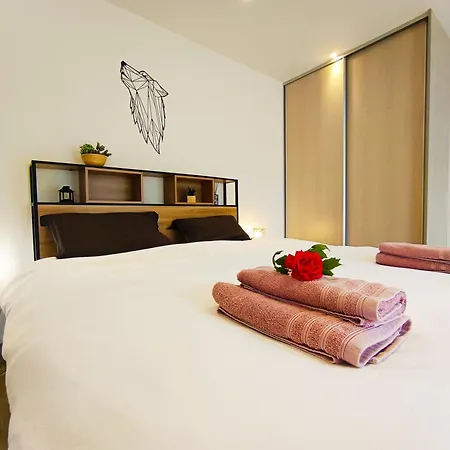 Oasis Romantique - Sauna Apartment
